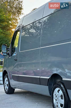 Грузовой фургон Renault Master 2020 в 