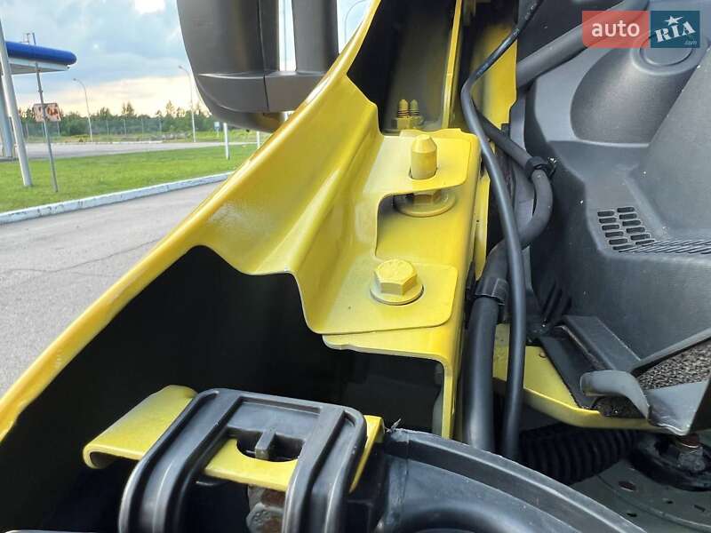 Тентованый Renault Master 2021 в Киеве