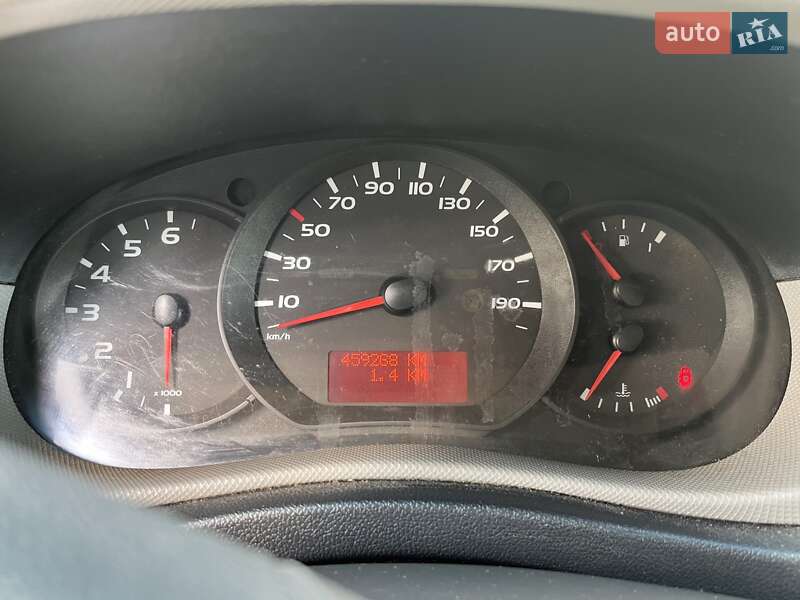 Вантажний фургон Renault Master 2013 в Львові