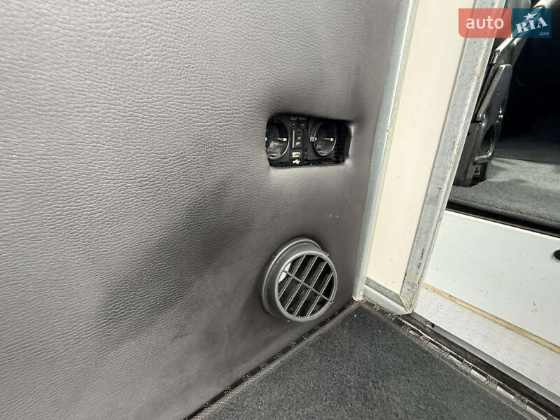 Грузопассажирский фургон Renault Master 2017 в Умани
