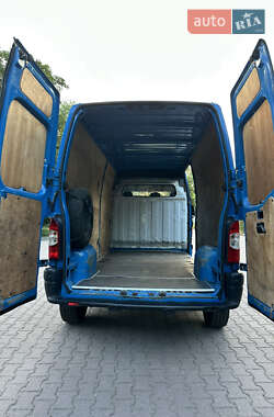 Грузовой фургон Renault Master 2008 в 