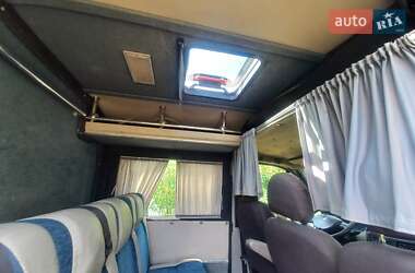 Грузопассажирский фургон Renault Master 2004 в 