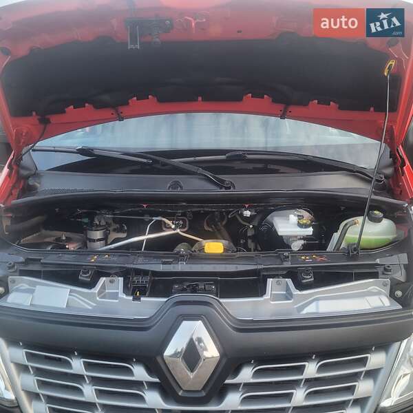 Грузовой фургон Renault Master 2018 в Луцке