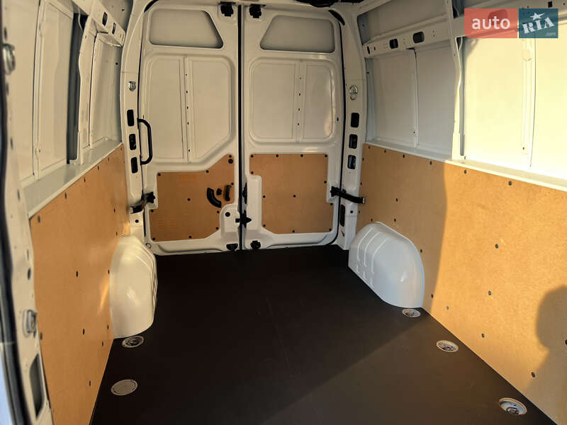 Грузовой фургон Renault Master 2021 в Дубно