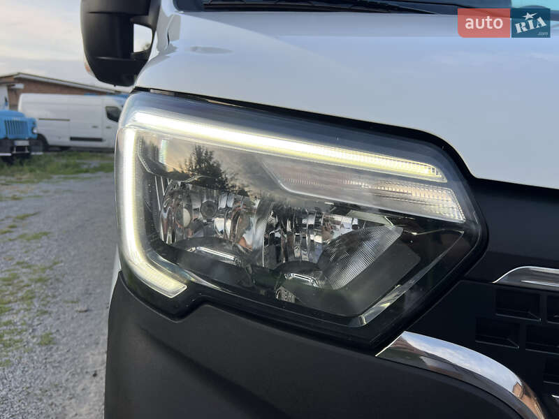 Грузовой фургон Renault Master 2021 в Дубно