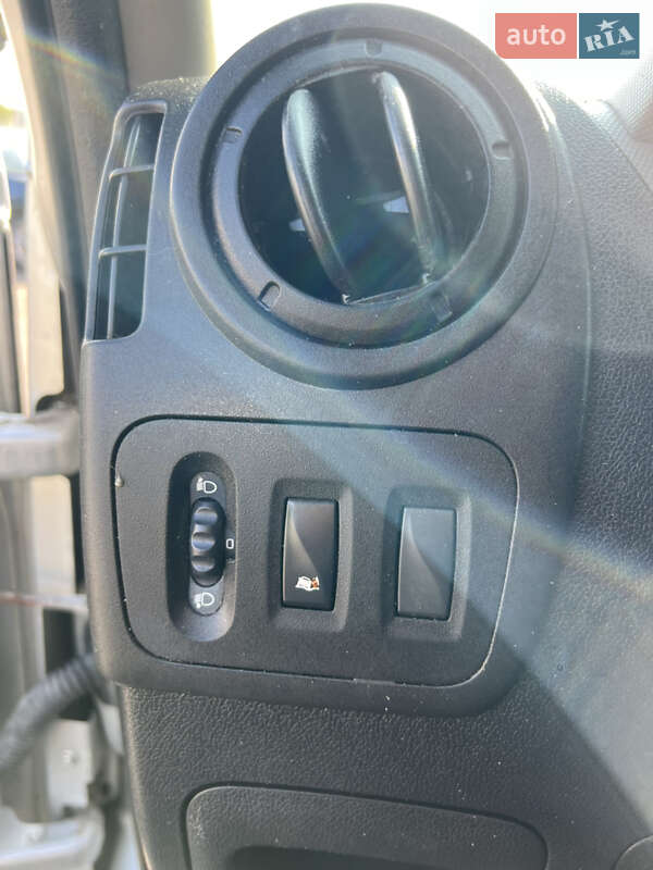 Грузовой фургон Renault Master 2015 в Луцке