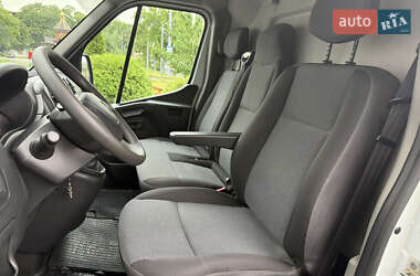 Грузовой фургон Renault Master 2019 в 