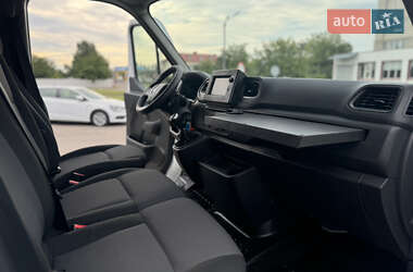 Грузовой фургон Renault Master 2021 в 