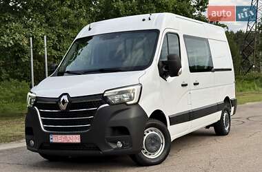 Грузовой фургон Renault Master 2021 в 