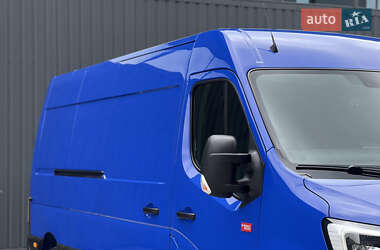 Грузовой фургон Renault Master 2021 в 
