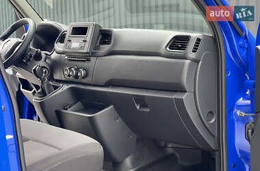 Грузовой фургон Renault Master 2021 в 