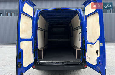 Грузовой фургон Renault Master 2021 в 