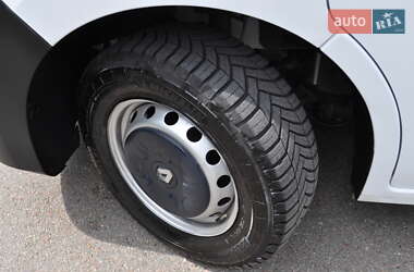 Грузовой фургон Renault Master 2020 в 