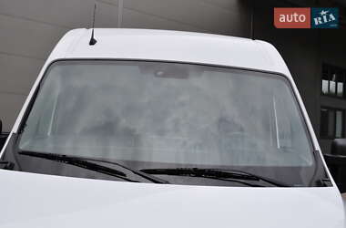 Грузовой фургон Renault Master 2020 в 