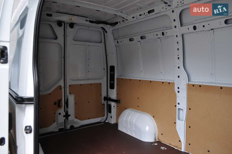 Грузовой фургон Renault Master 2020 в Киеве