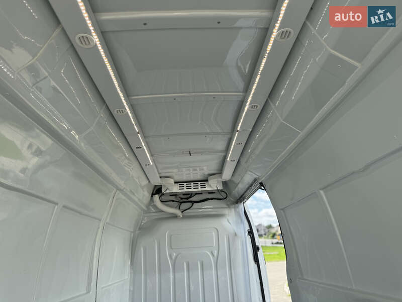 Грузовой фургон Renault Master 2021 в Дубно