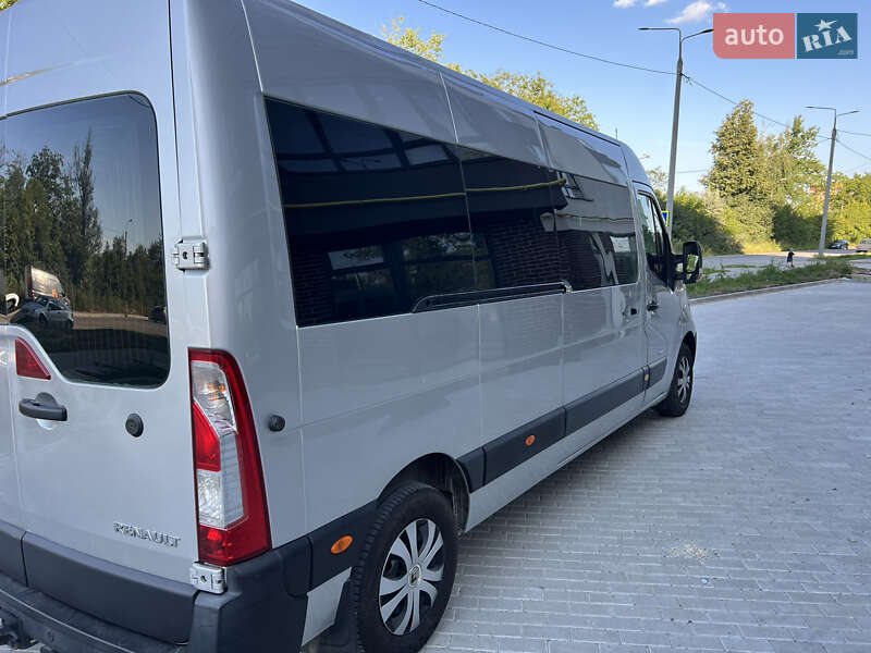 Грузопассажирский фургон Renault Master 2011 в Тернополе