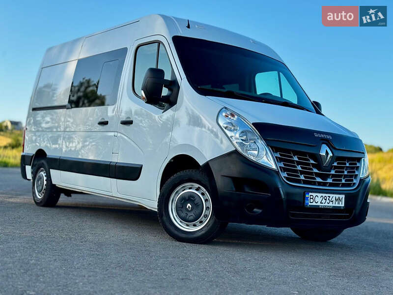 Грузовой фургон Renault Master 2015 в Дрогобыче