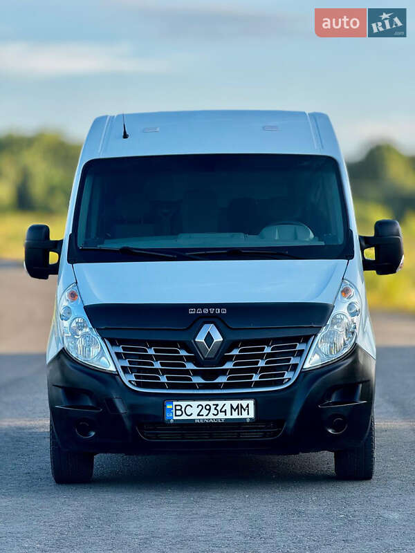 Грузовой фургон Renault Master 2015 в Дрогобыче