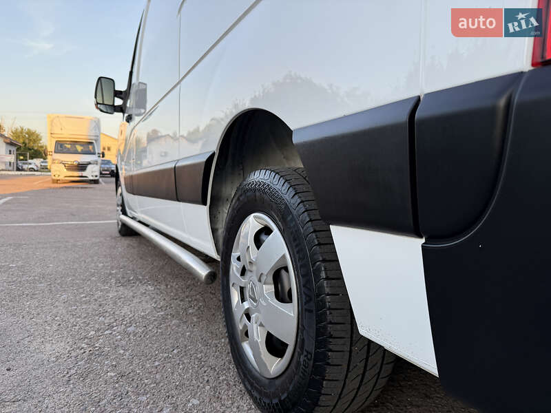 Грузовой фургон Renault Master 2020 в Дубно