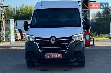 Грузопассажирский фургон Renault Master 2022 в 