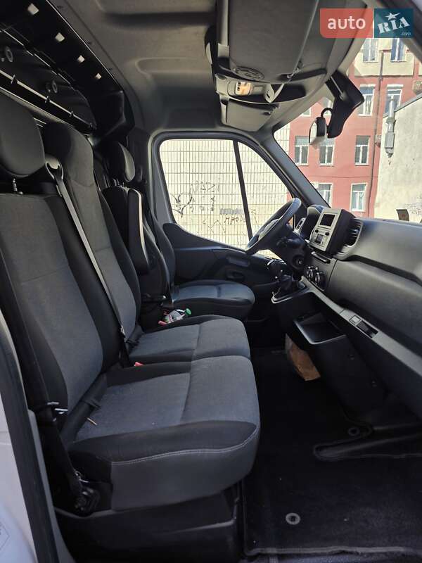 Грузовой фургон Renault Master 2020 в Сумах