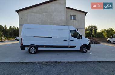 Грузовой фургон Renault Master 2022 в 