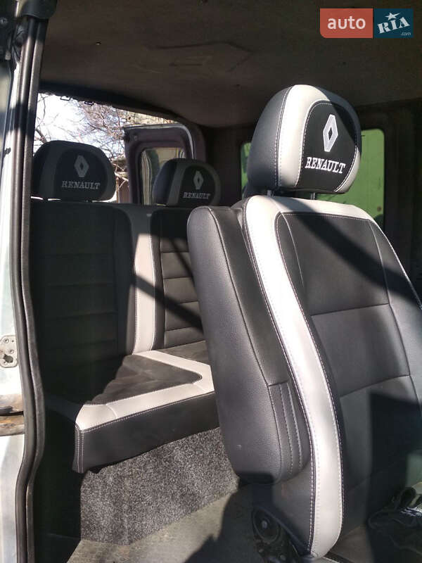 Другие автобусы Renault Master 2009 в Киеве фото 5 Другие автобусы Renault Master 2009 в Киеве