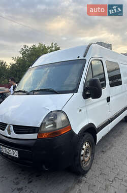 Вантажопасажирський фургон Renault Master 2005 в Львові
