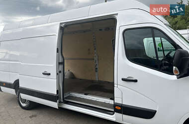 Грузопассажирский фургон Renault Master 2020 в 