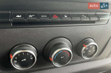 Грузовой фургон Renault Master 2019 в 