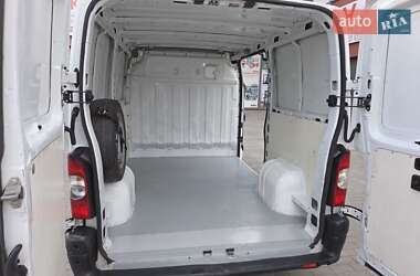 Вантажний фургон Renault Master 2008 в Рівному