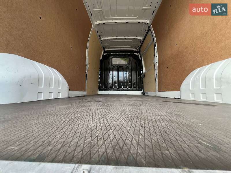 Грузовой фургон Renault Master 2022 в Киеве