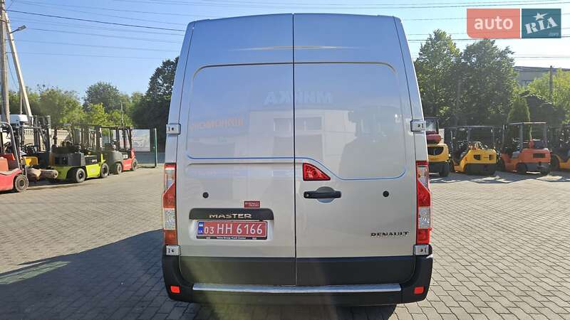 Вантажний фургон Renault Master 2021 в Радомишлі