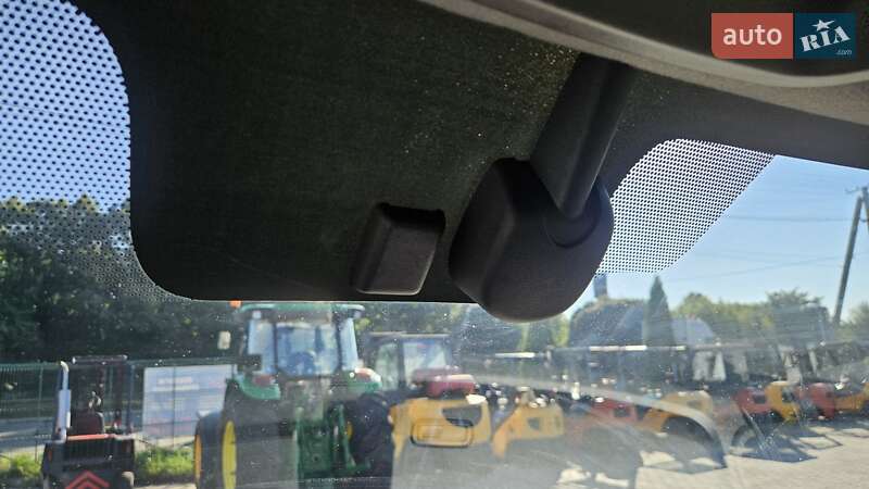 Вантажний фургон Renault Master 2021 в Радомишлі