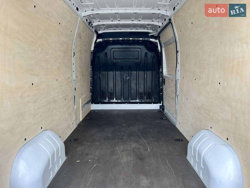 Грузовой фургон Renault Master 2022 в Умани
