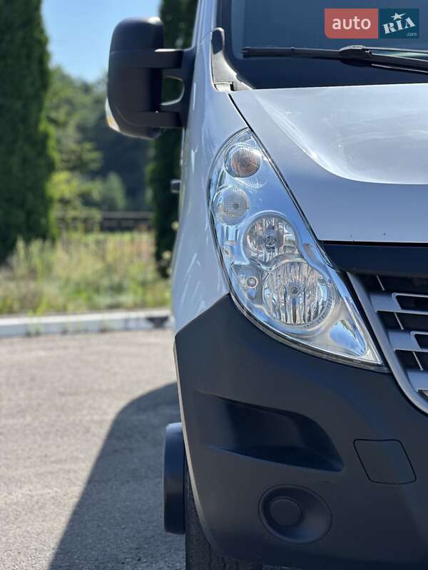 Грузовой фургон Renault Master 2018 в Дубно