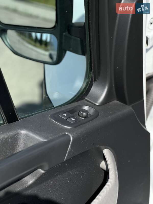 Грузовой фургон Renault Master 2018 в Дубно