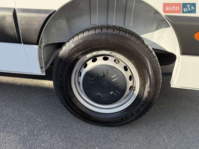 Грузовой фургон Renault Master 2023 в Киеве