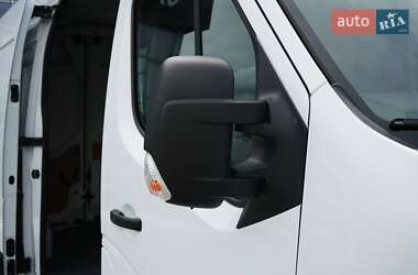 Грузовой фургон Renault Master 2020 в 