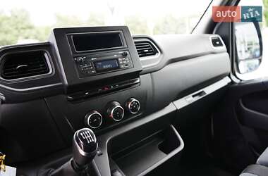 Грузовой фургон Renault Master 2020 в 