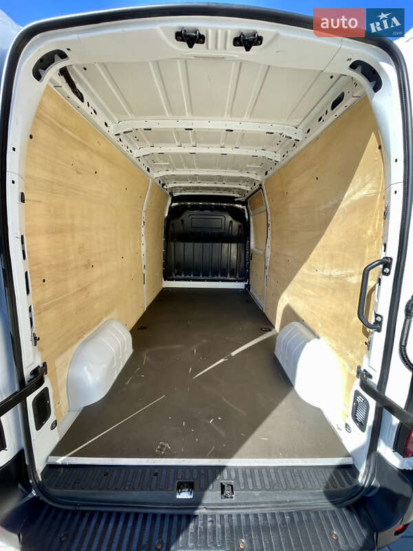 Грузовой фургон Renault Master 2021 в Луцке