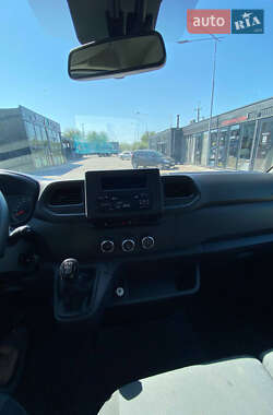 Грузовой фургон Renault Master 2019 в 