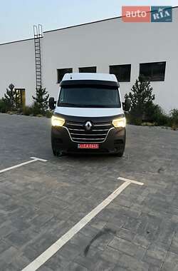 Грузовой фургон Renault Master 2021 в 