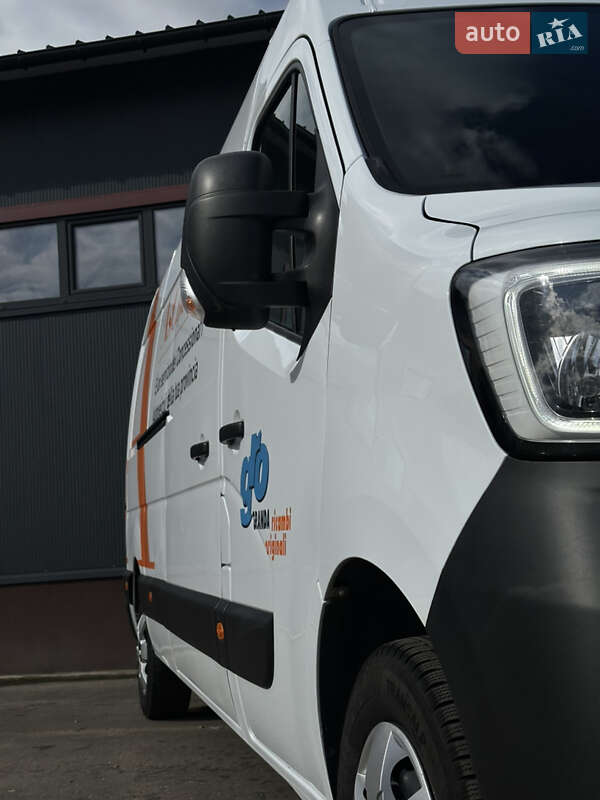 Грузовой фургон Renault Master 2022 в Долине