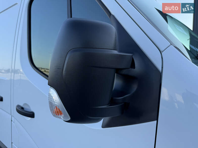 Грузовой фургон Renault Master 2021 в Дубно