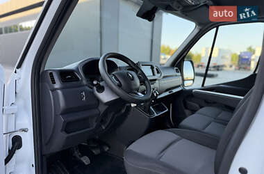 Грузовой фургон Renault Master 2021 в 