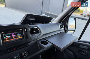 Грузовой фургон Renault Master 2021 в 