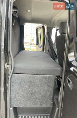 Грузопассажирский фургон Renault Master 2018 в 