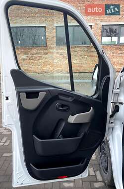 Тентованый Renault Master 2016 в 